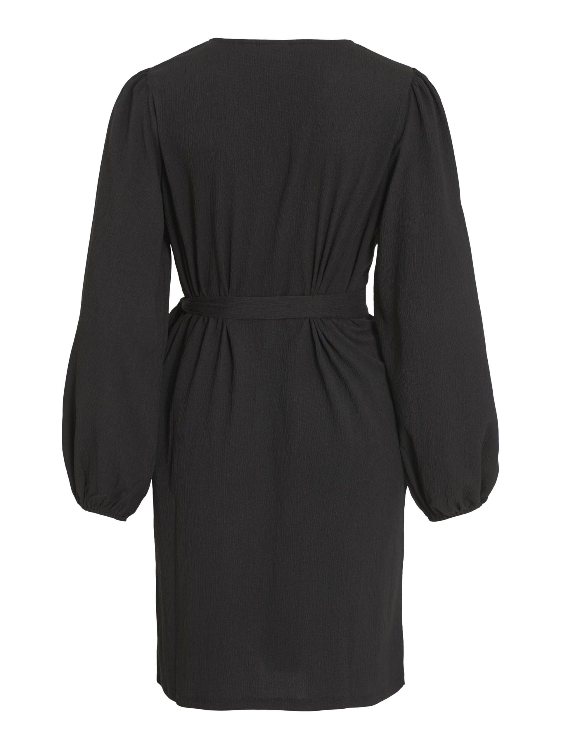 Short dress with belt