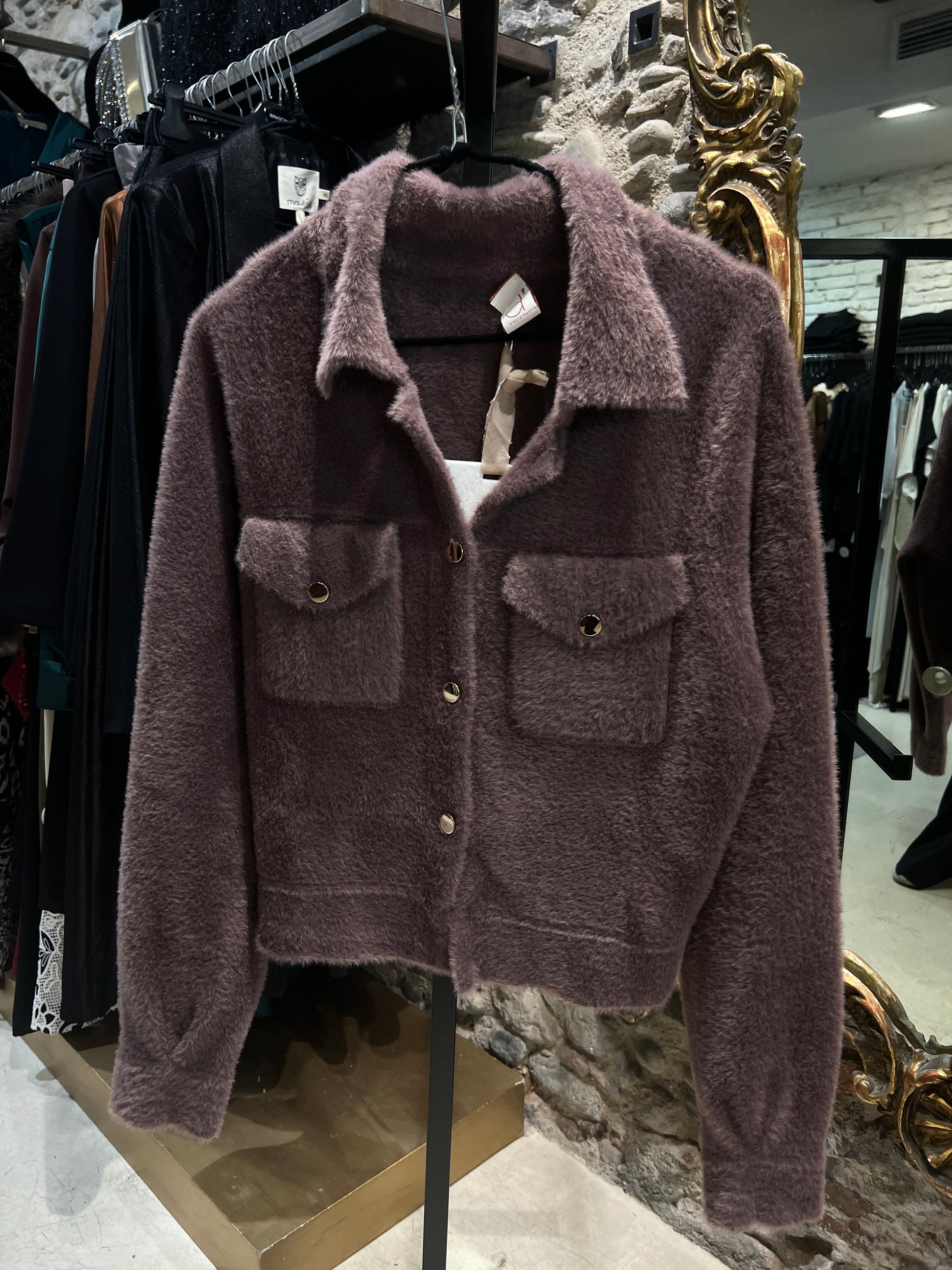 Veste courte en fourrure douce