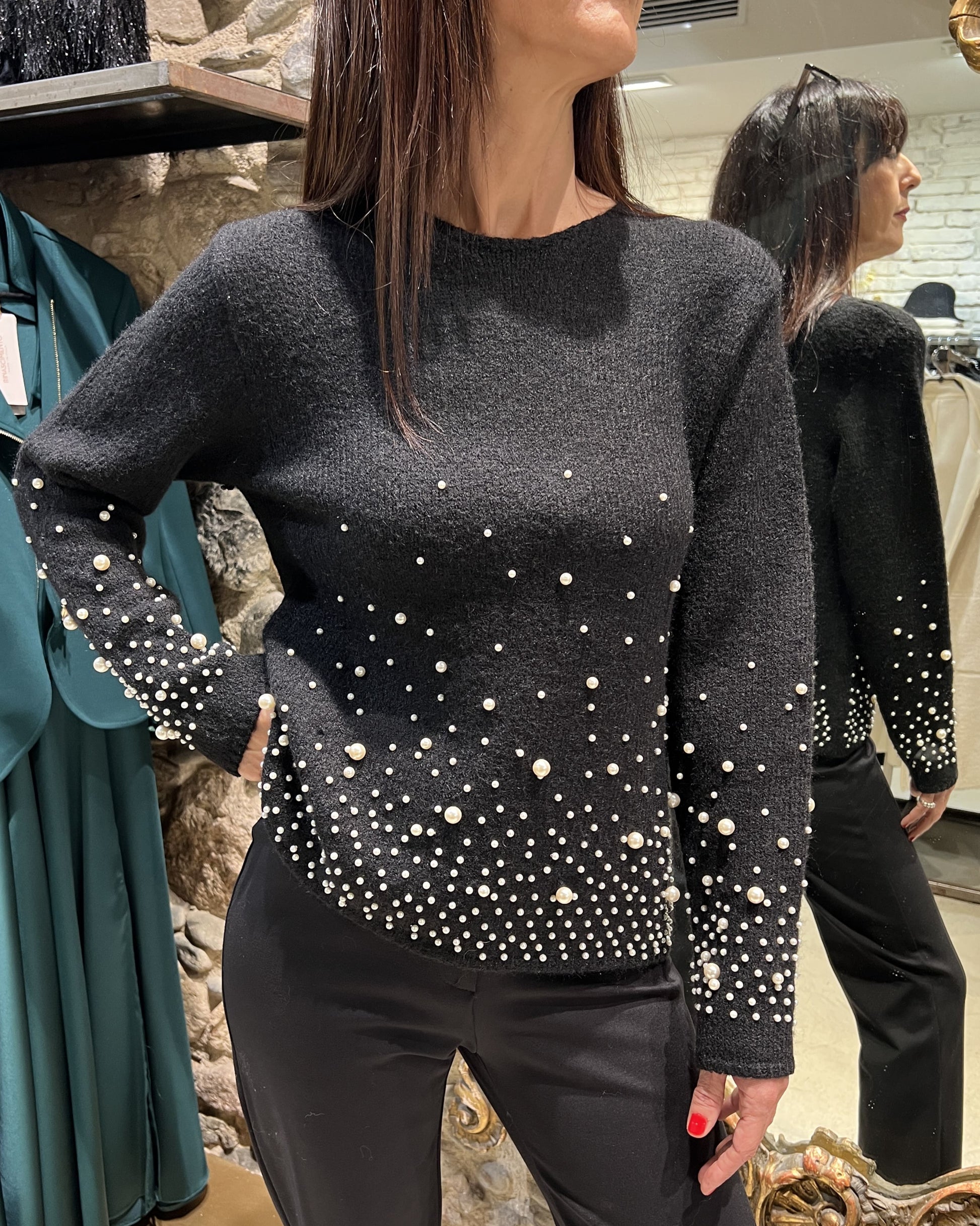 Black pearl sweater