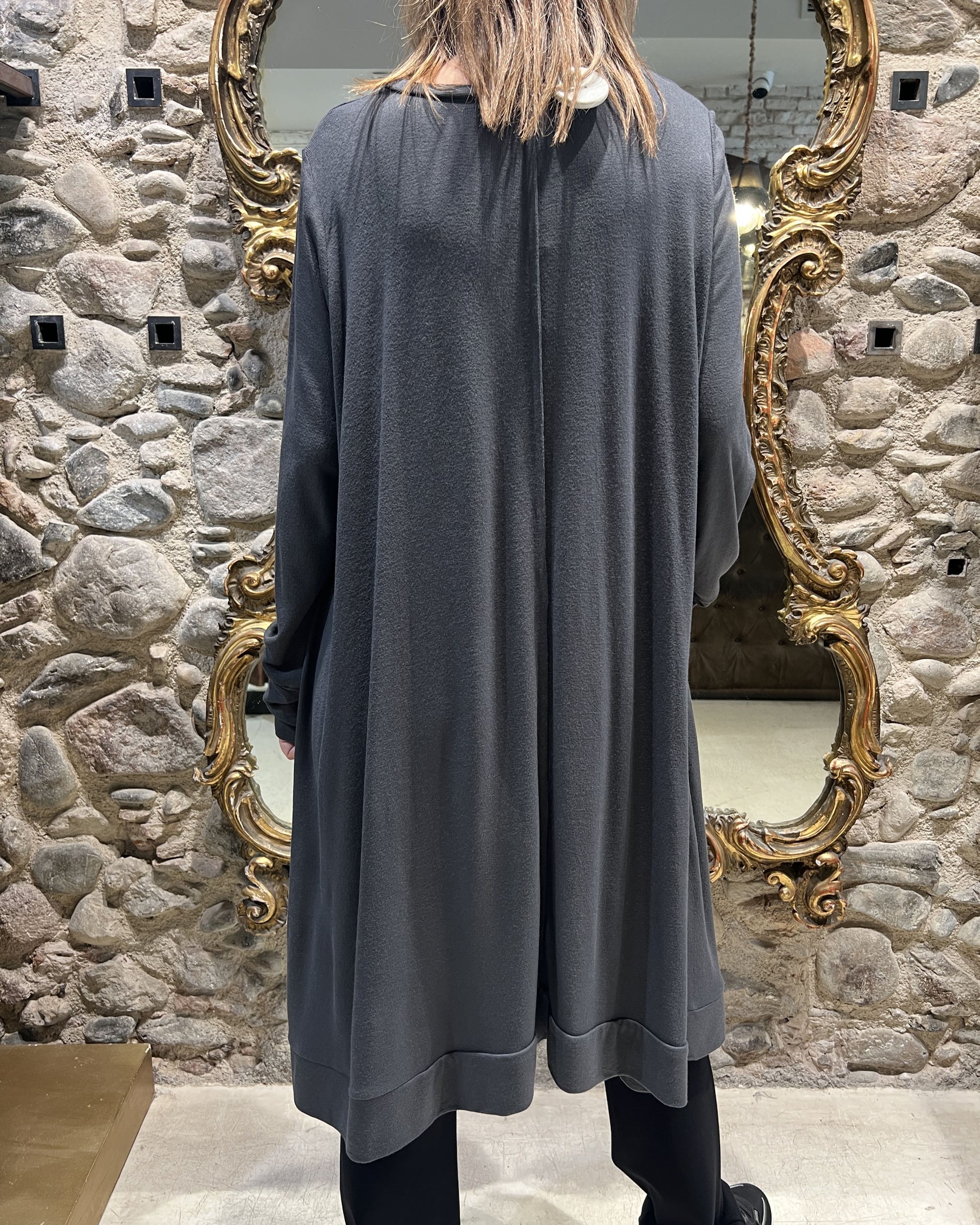 Pull long asymétrique gris