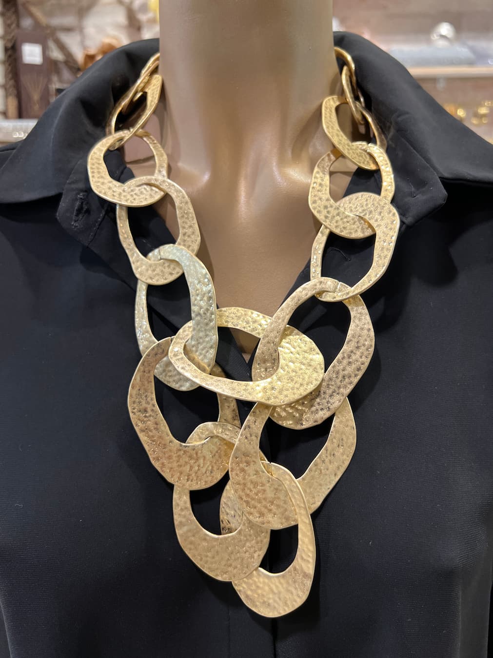 Collar Enlace Dorado