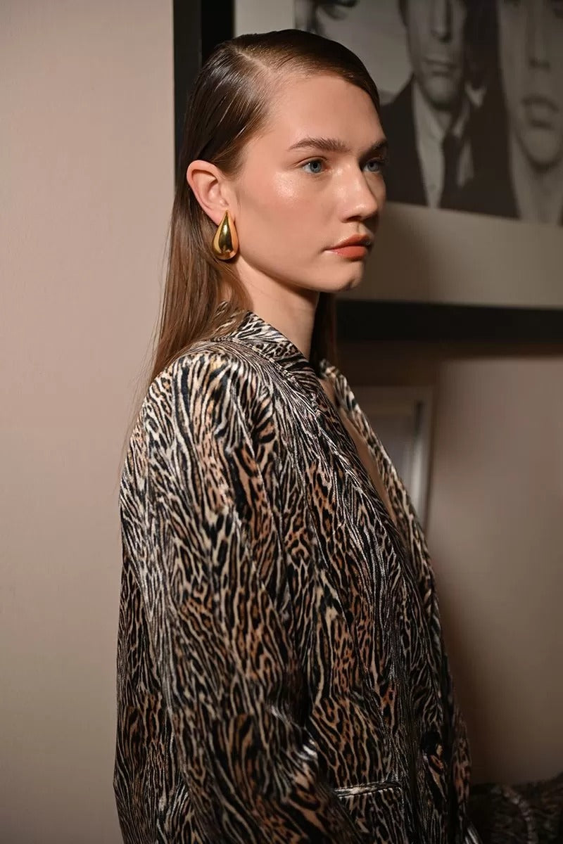 Long-sleeved blazer with print