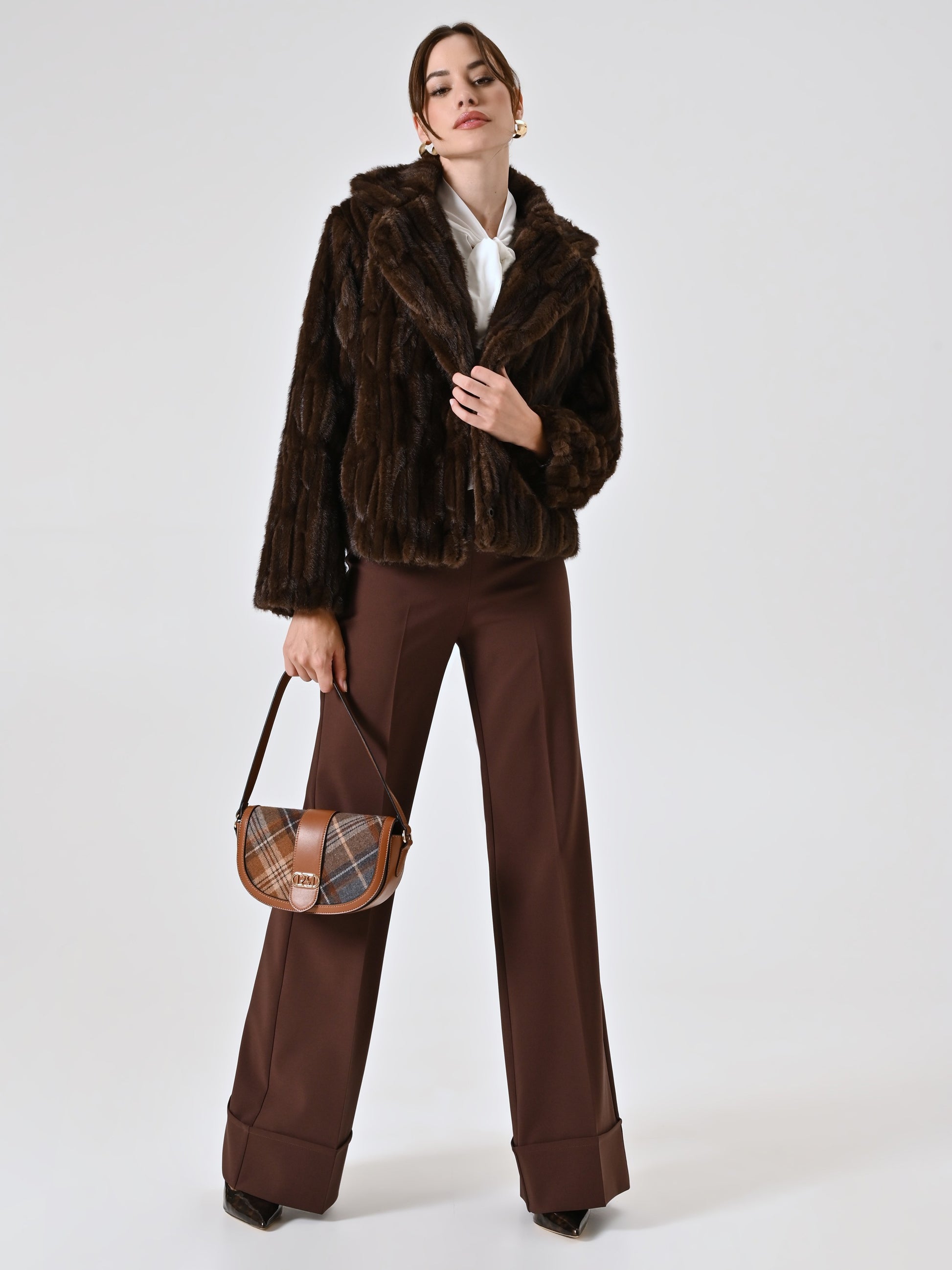 Maxi-hem bell-bottom pants