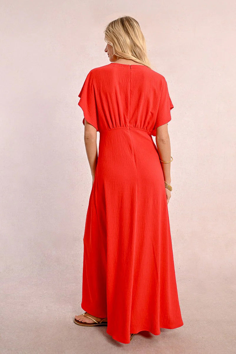 Long flowing dress with short, wide sleeves