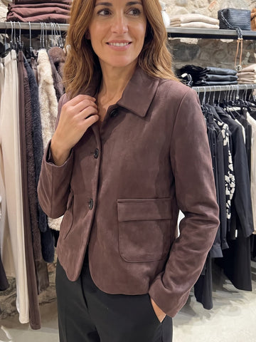 Chaqueta corta de ante marrón