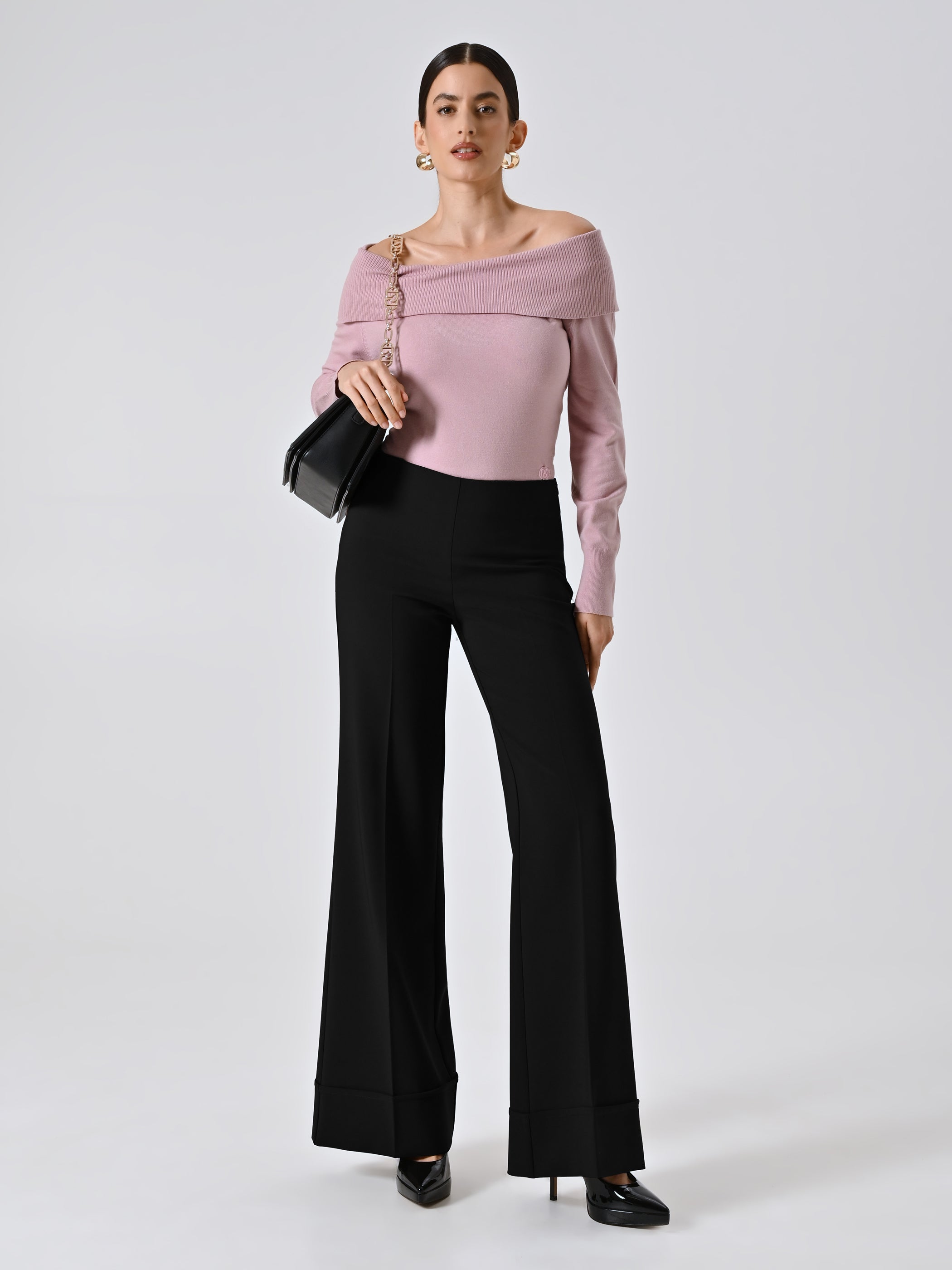 Pantalón alto ancho elegante