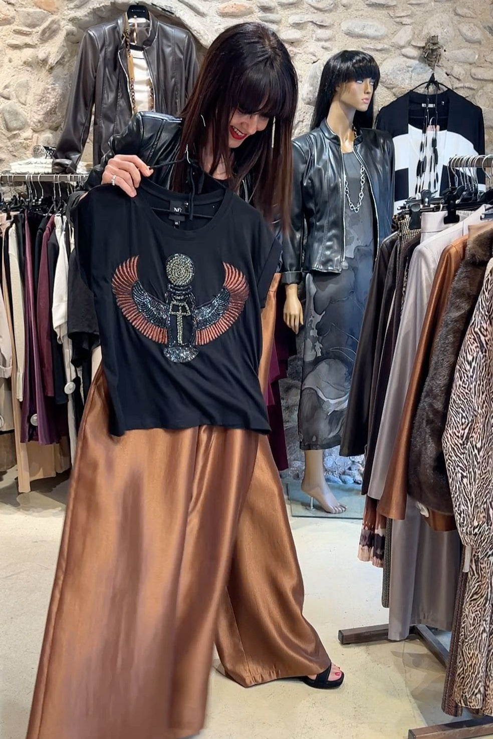 Black T-shirt with embroidered eagle 