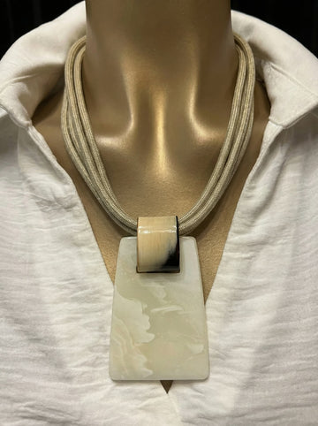 Collar Dije Rectangular