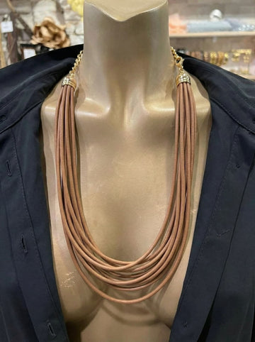 Collar Multi-cordón Moderno