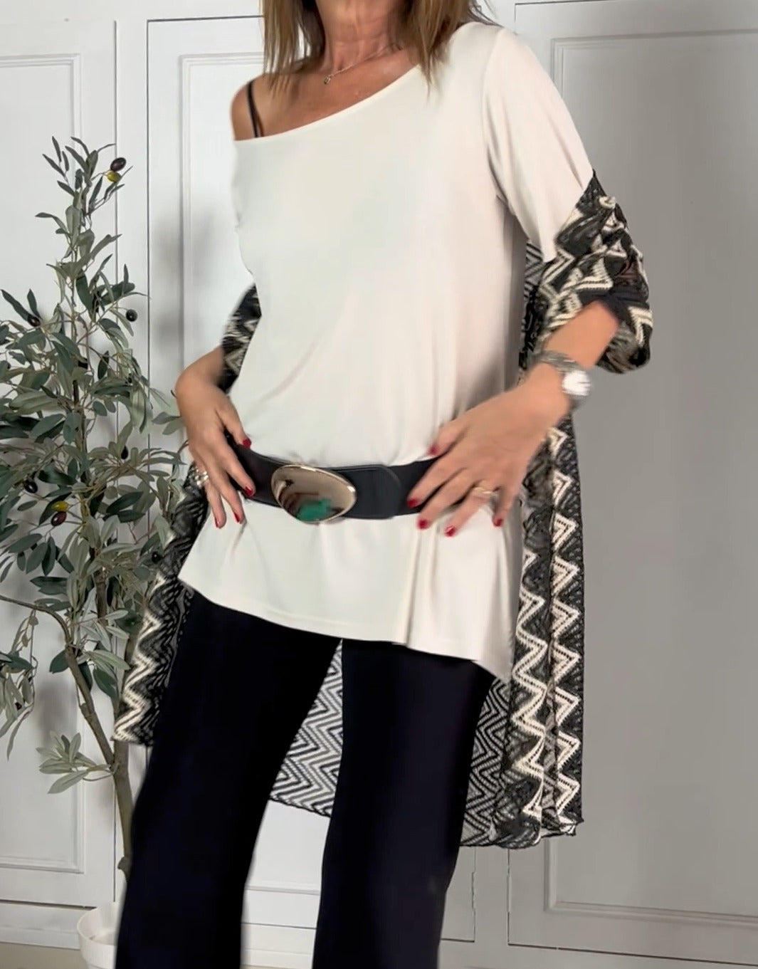 Blusa LOLA™ Manga Corta