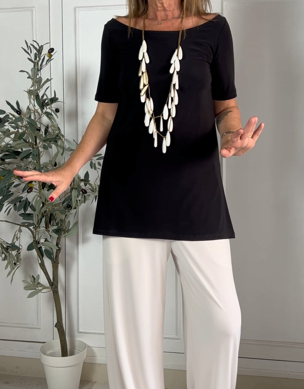 Blusa LOLA™ Manga Corta