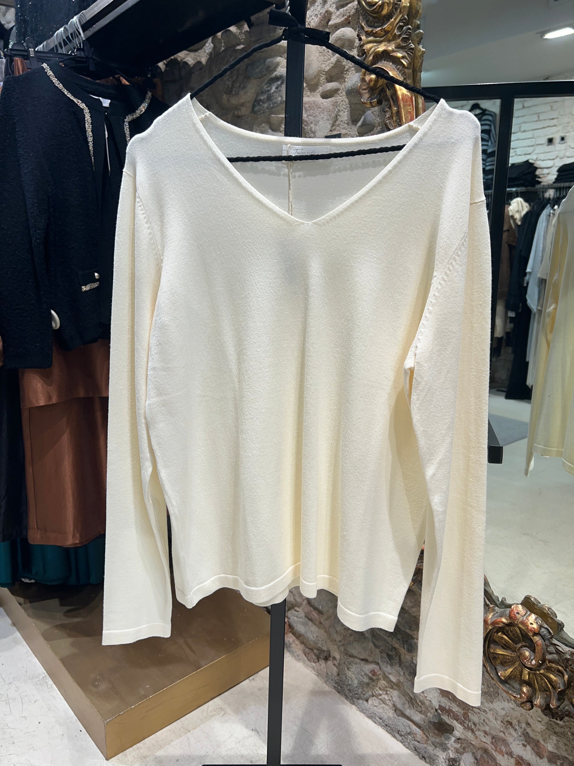 Jersey gris escote V