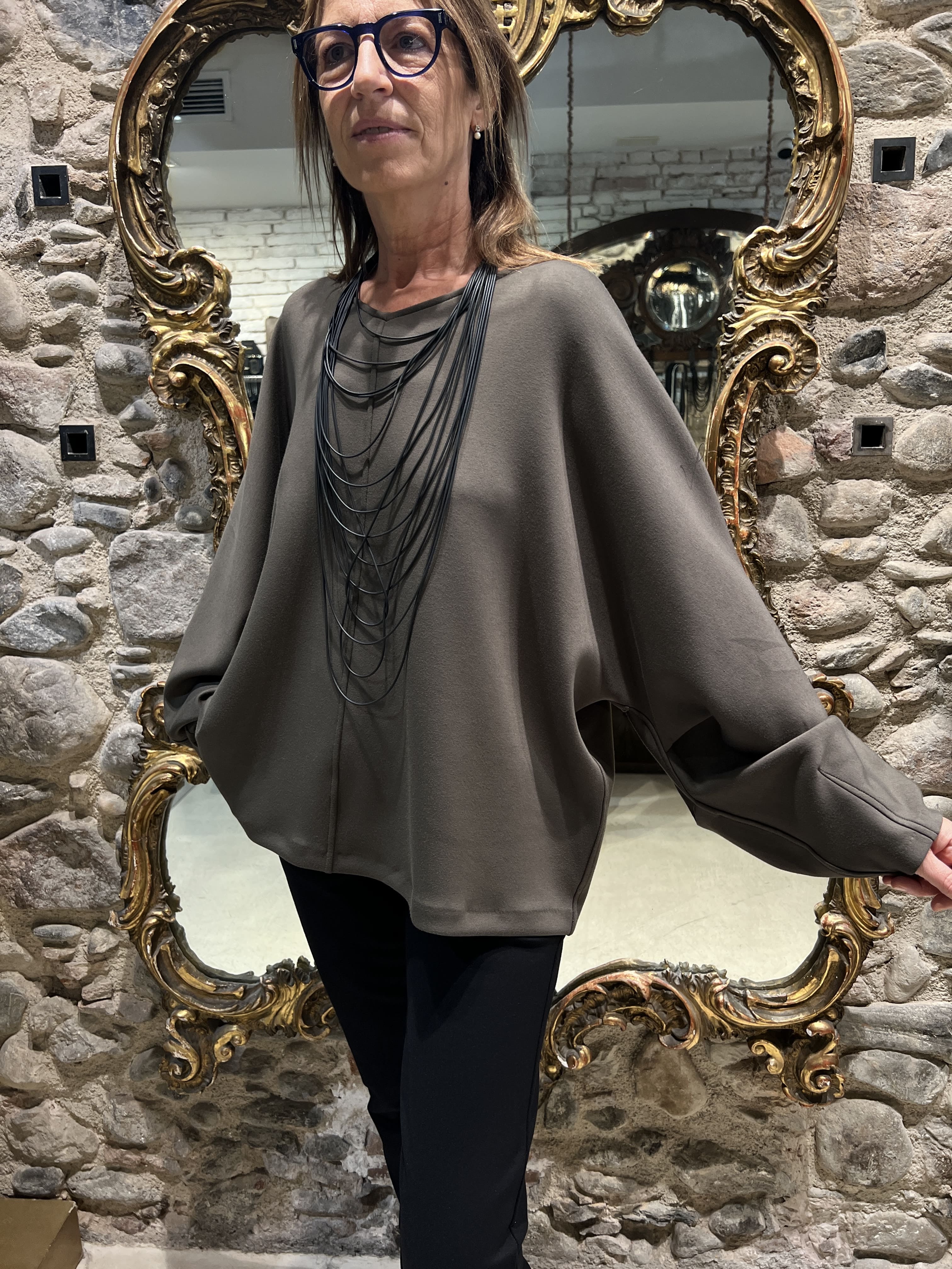 Jersey con caída y manga murciélago