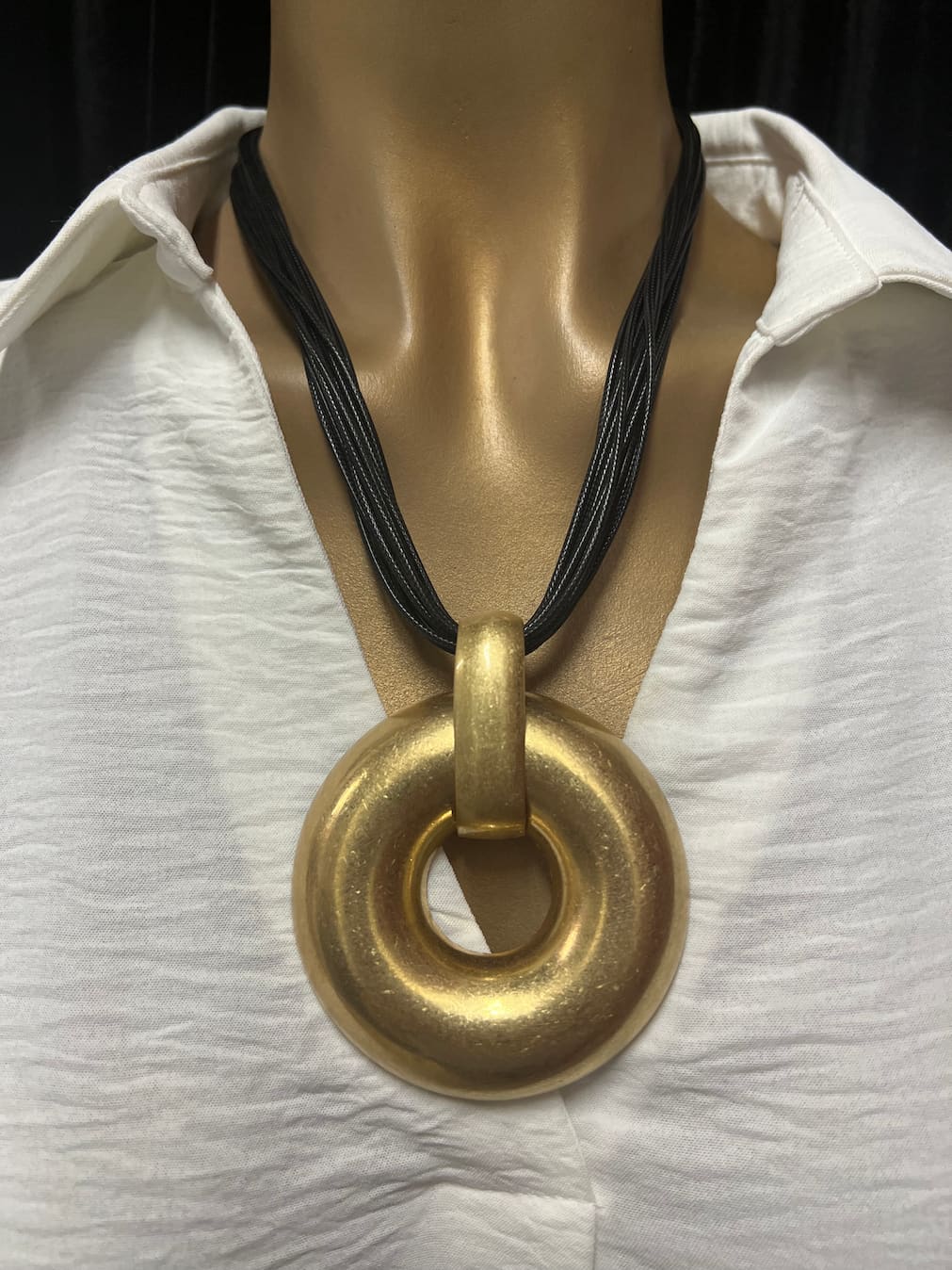 Collar Anillo de Poder