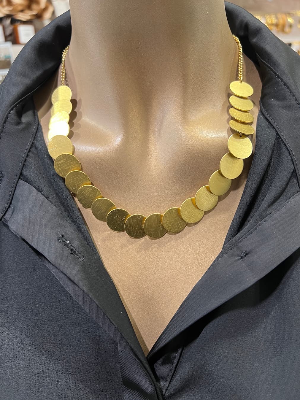 Collar Secuencia Dorada
