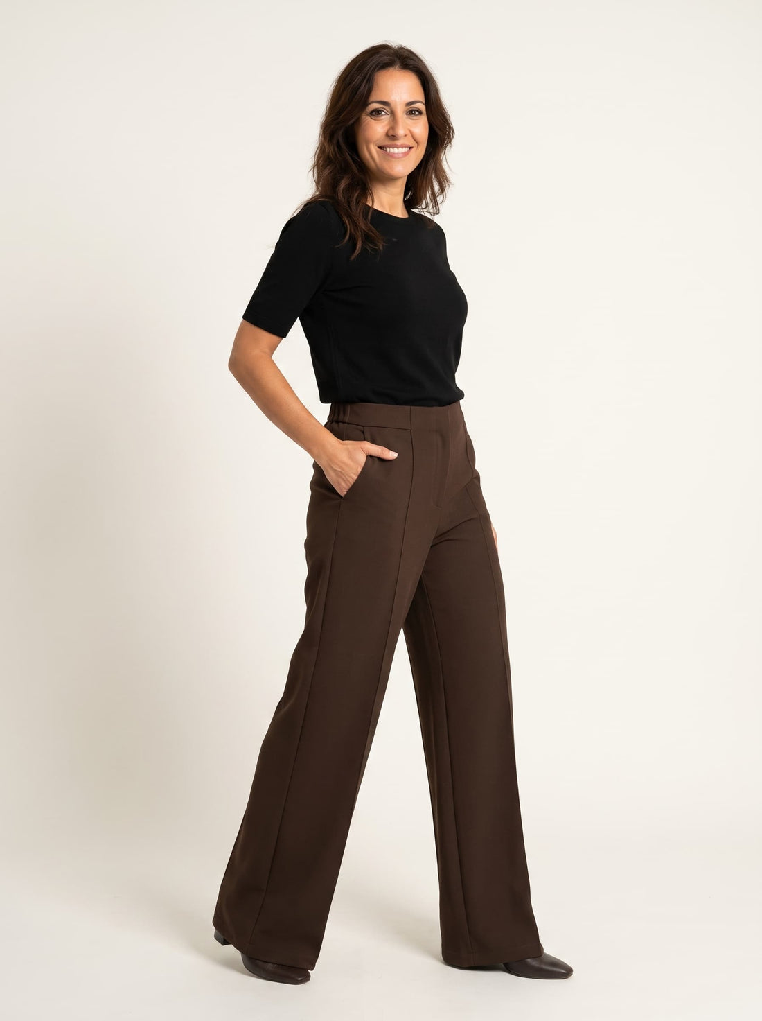 Pantalón Ancho de Tiro Alto con Costura Marcada