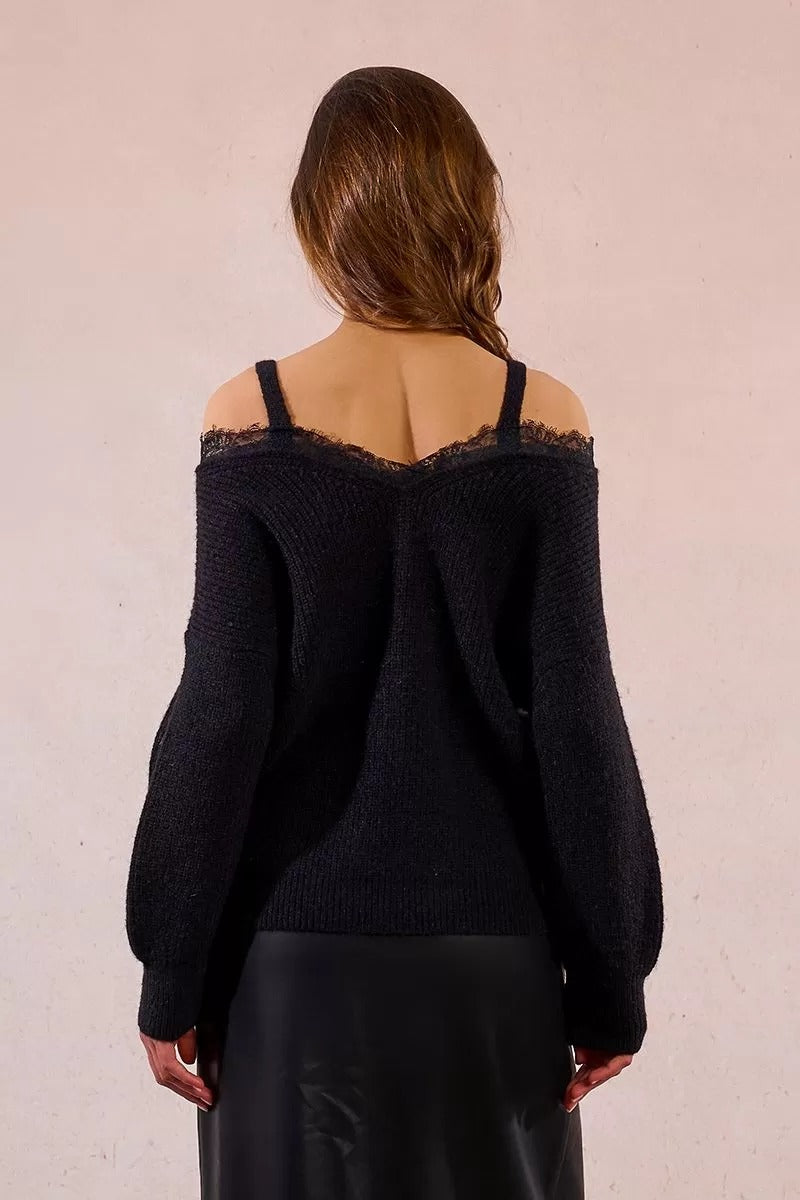 Long-sleeved jersey with lace detail 