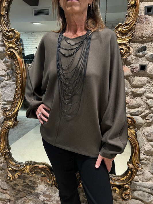 Jersey con caída y manga murciélago