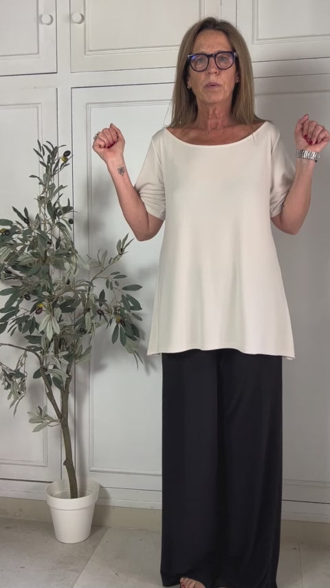 Blusa LOLA™ Manga Corta